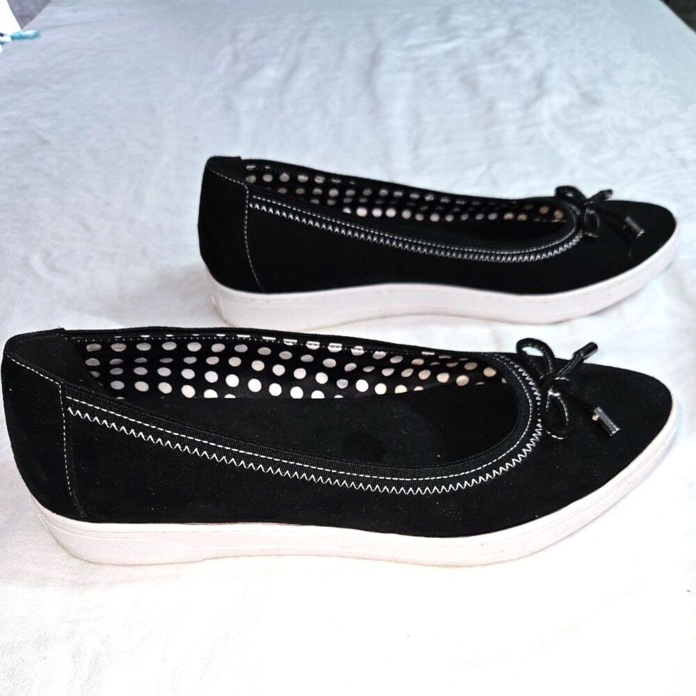 ANNE KLEIN SPORT Odella Flat Sneakers with Bow Size 8.5